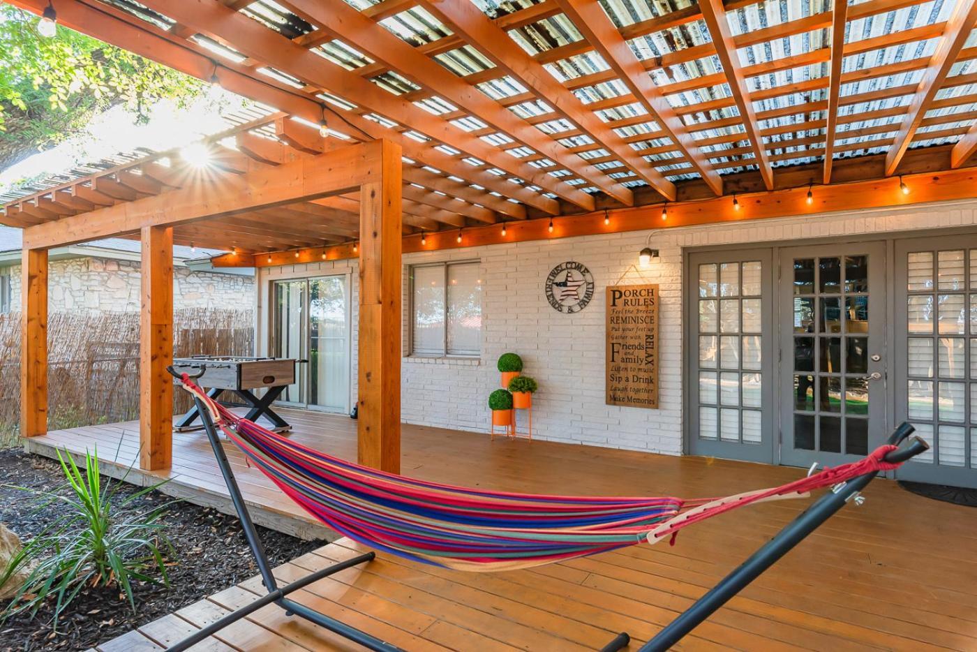 Luxurious Home With Hot Tub & Tree Deck By 6Flags San Antonio Kültér fotó