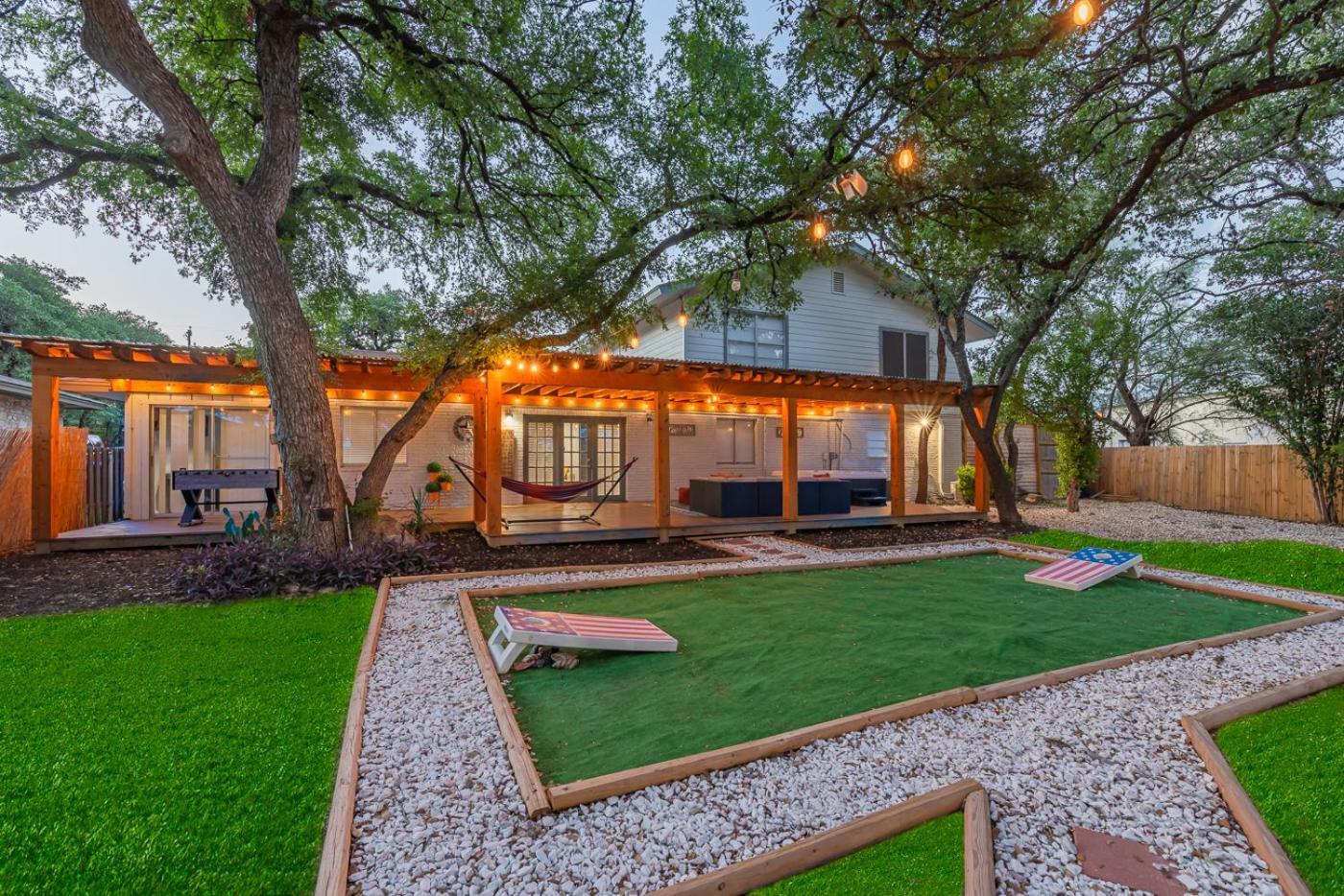 Luxurious Home With Hot Tub & Tree Deck By 6Flags San Antonio Kültér fotó