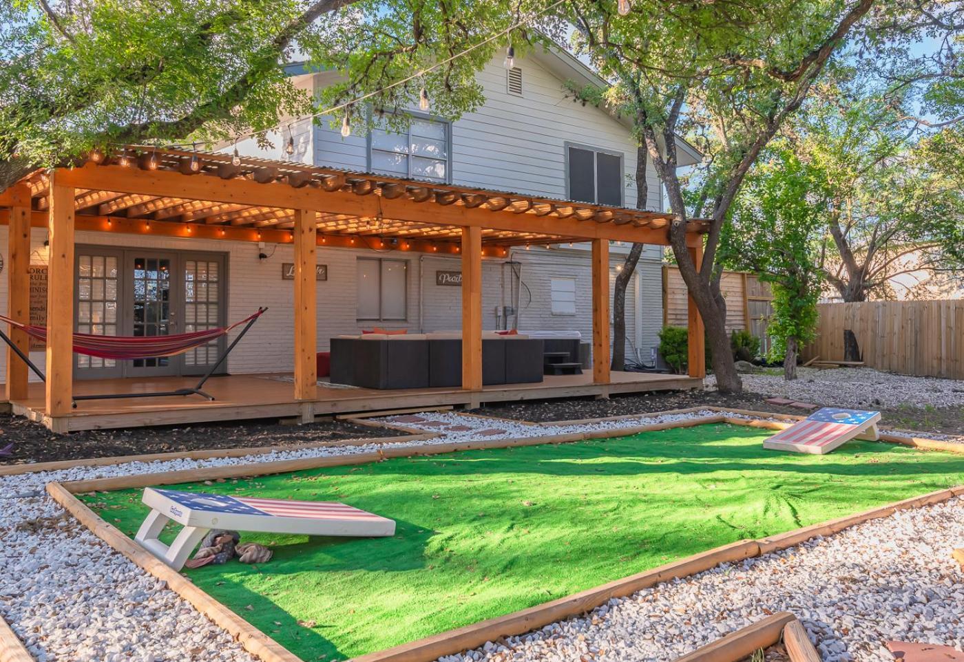 Luxurious Home With Hot Tub & Tree Deck By 6Flags San Antonio Kültér fotó