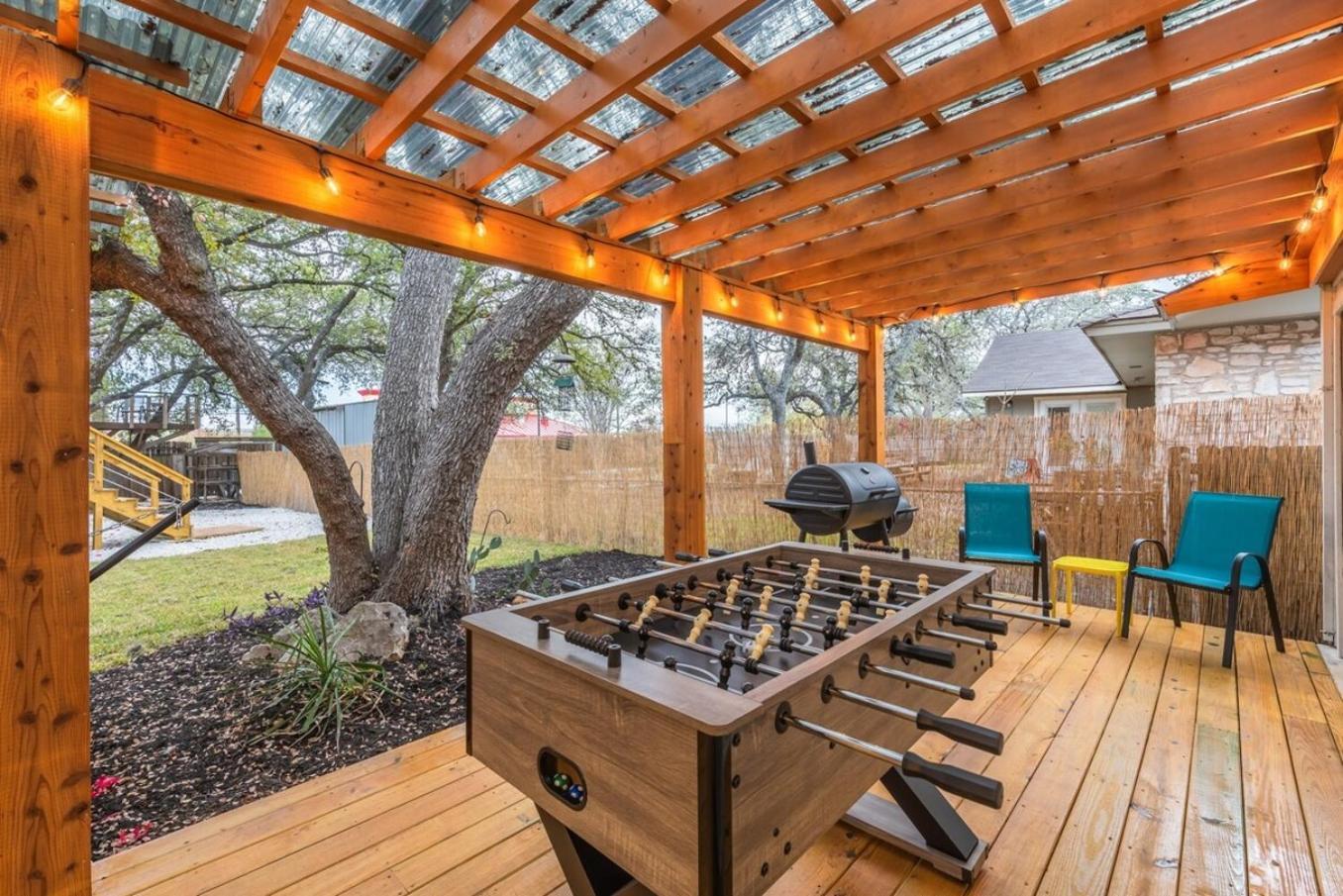 Luxurious Home With Hot Tub & Tree Deck By 6Flags San Antonio Kültér fotó