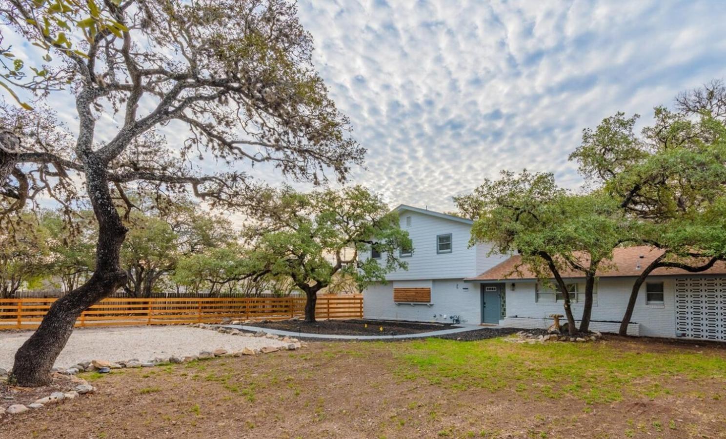 Luxurious Home With Hot Tub & Tree Deck By 6Flags San Antonio Kültér fotó